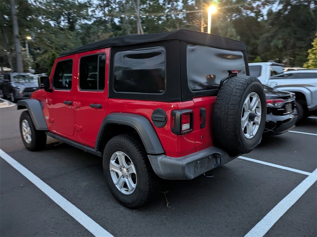 2018 Jeep Wrangler Unlimited Sport S photo 2