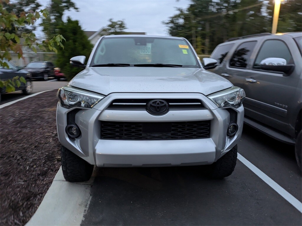 2020 Toyota 4Runner SR5 Premium photo 2