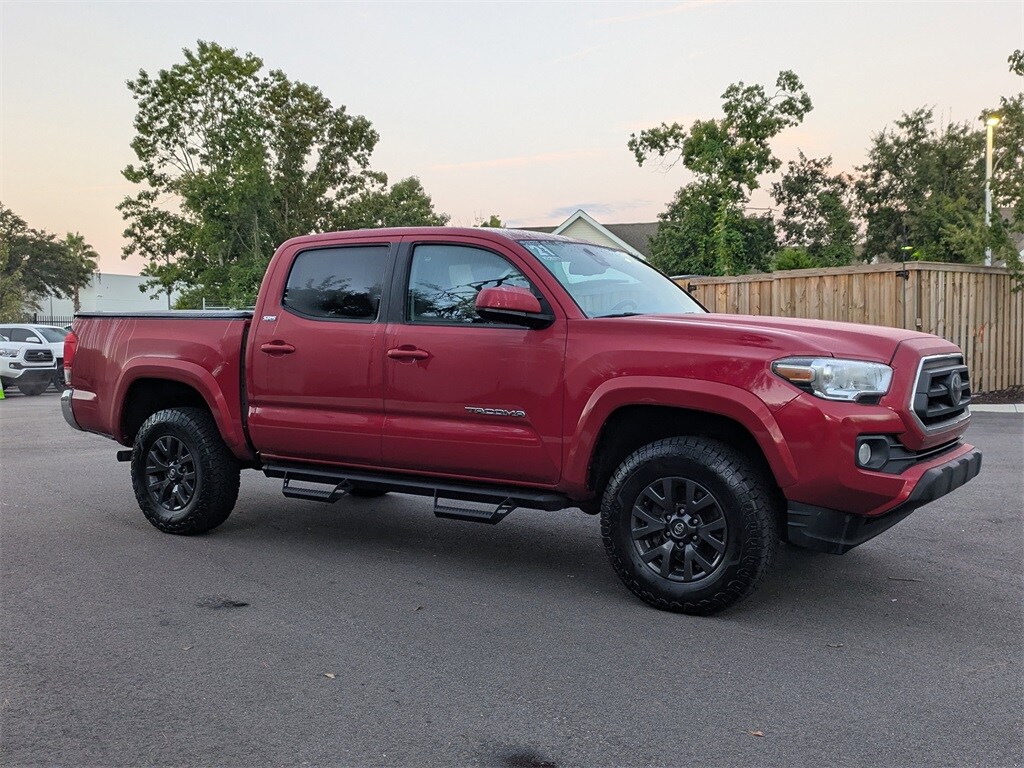 2021 Toyota Tacoma SR5 photo 2