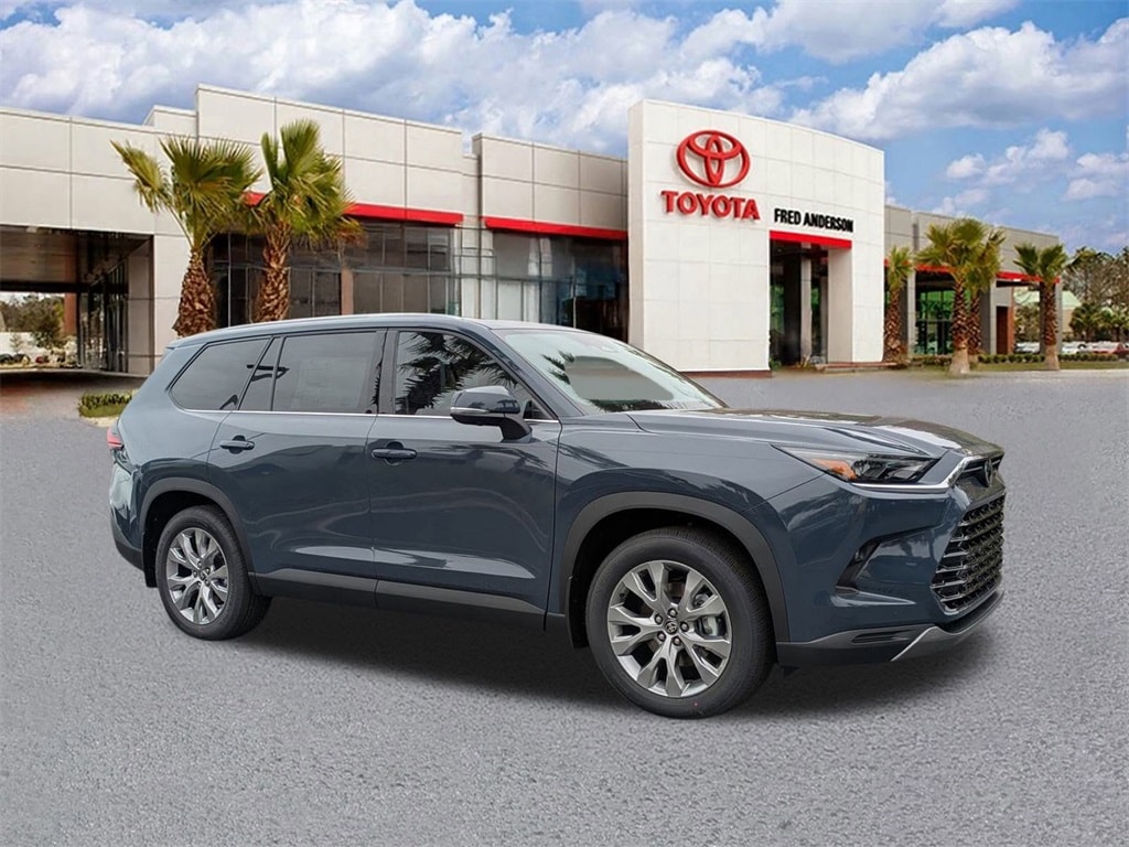 2026 Toyota Grand Highlander Limited's photo