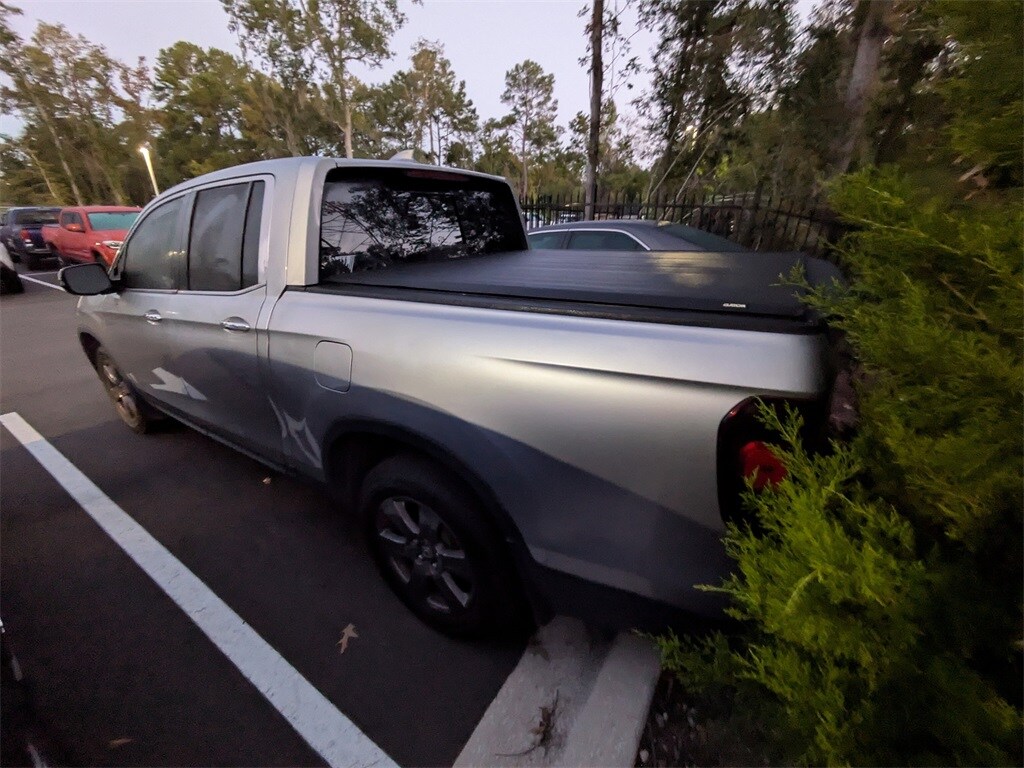 2020 Honda Ridgeline RTL-E photo 3