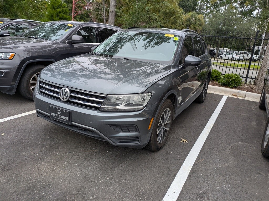 2021 Volkswagen Tiguan S photo 2