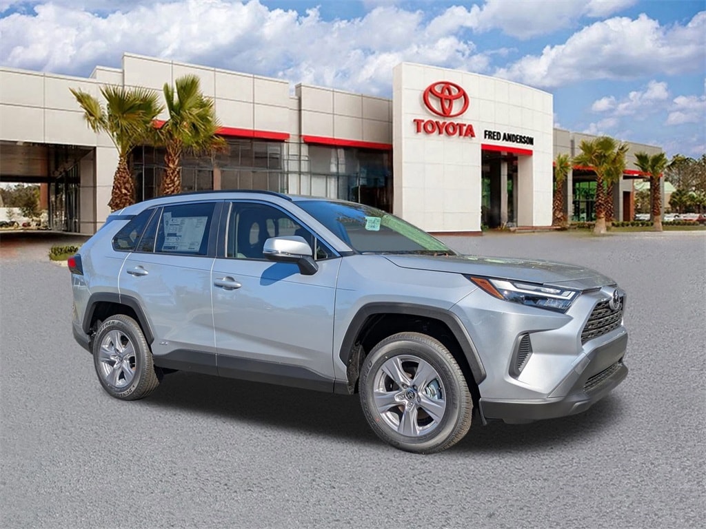 New 2025 Toyota RAV4 Hybrid XLE SUV
