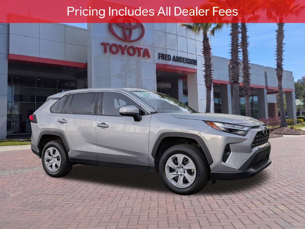 2025 Toyota RAV4 LE SUV