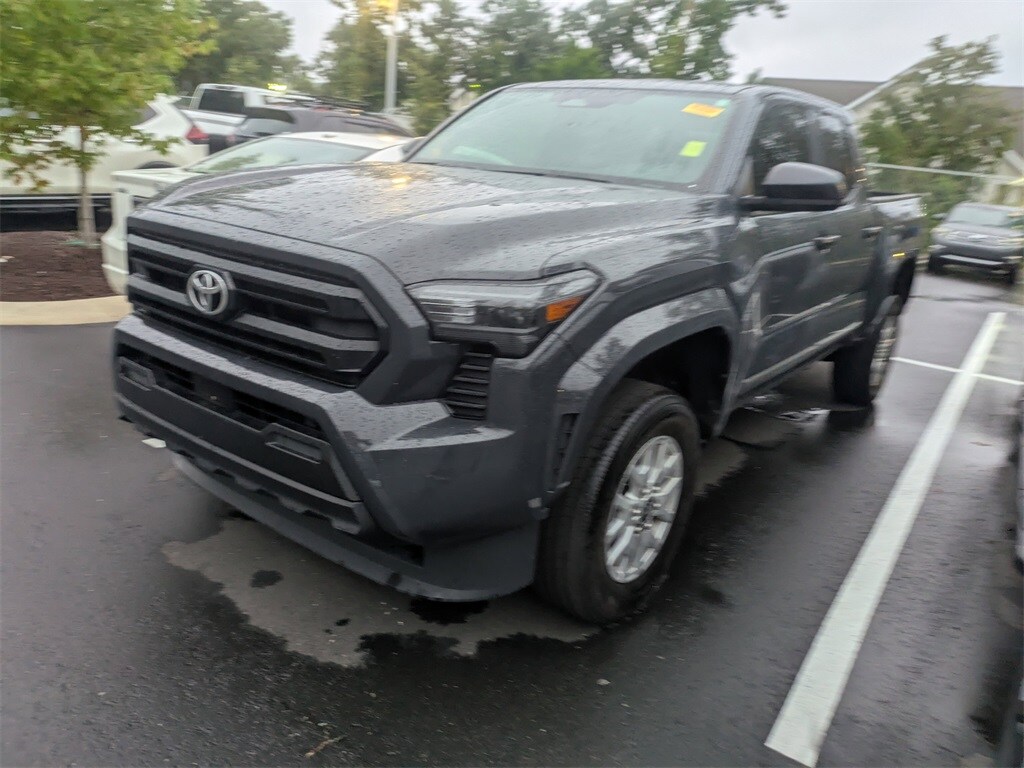 2024 Toyota Tacoma SR photo 2