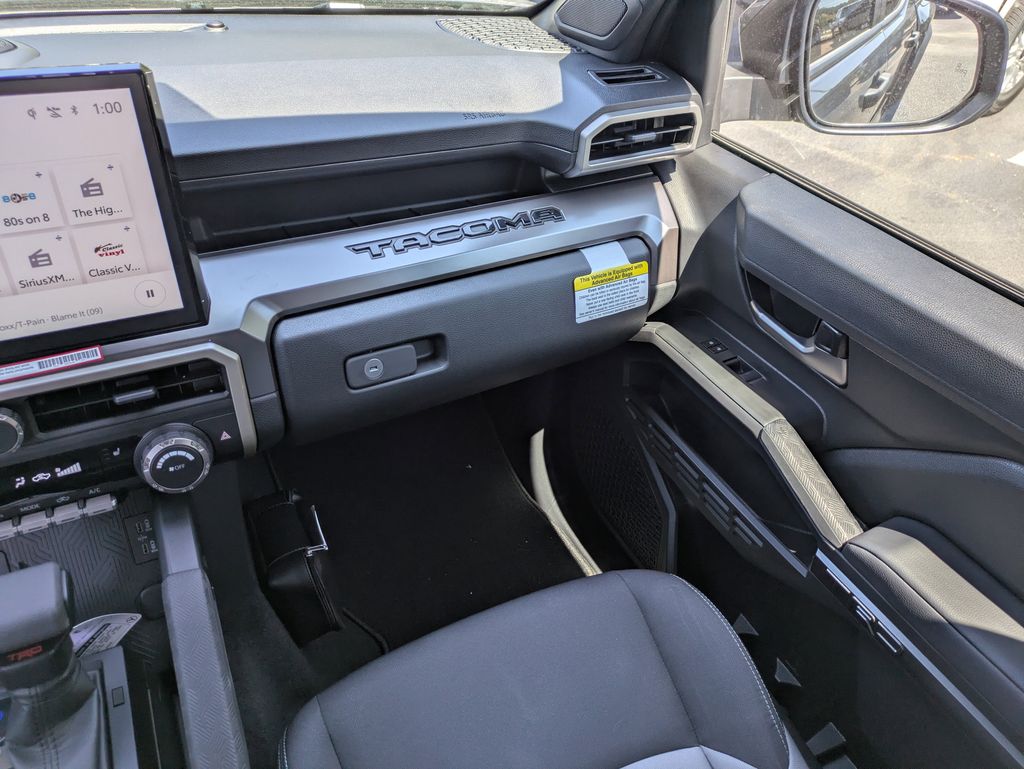 2025 Toyota Tacoma TRD Off Road - Photo 18