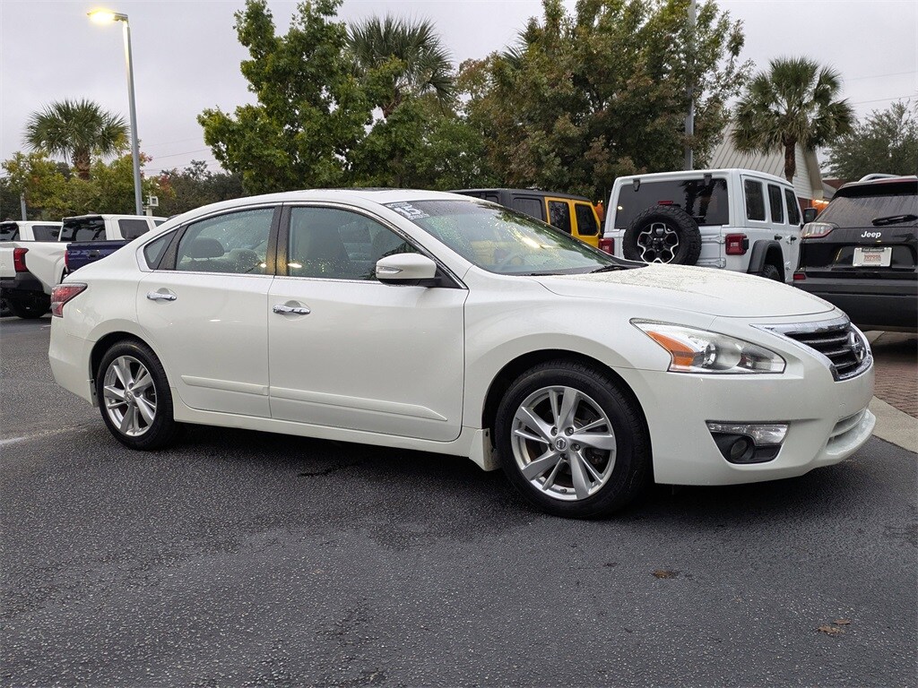 Used 2015 Nissan Altima 2.5 SL Sedan