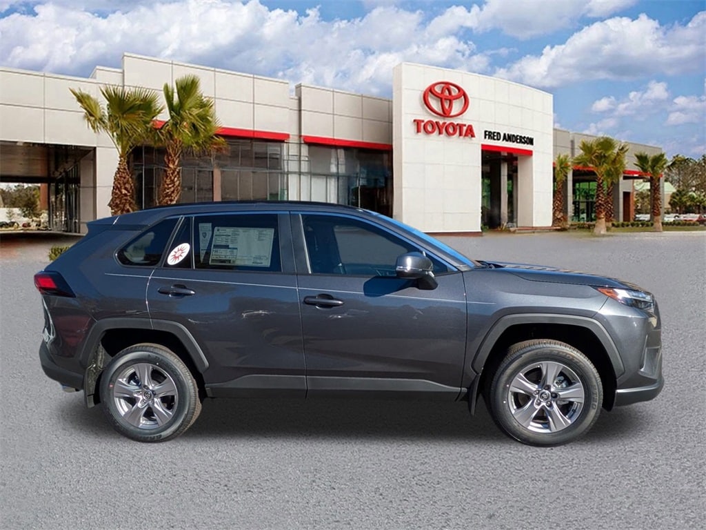New 2025 Toyota RAV4 XLE SUV