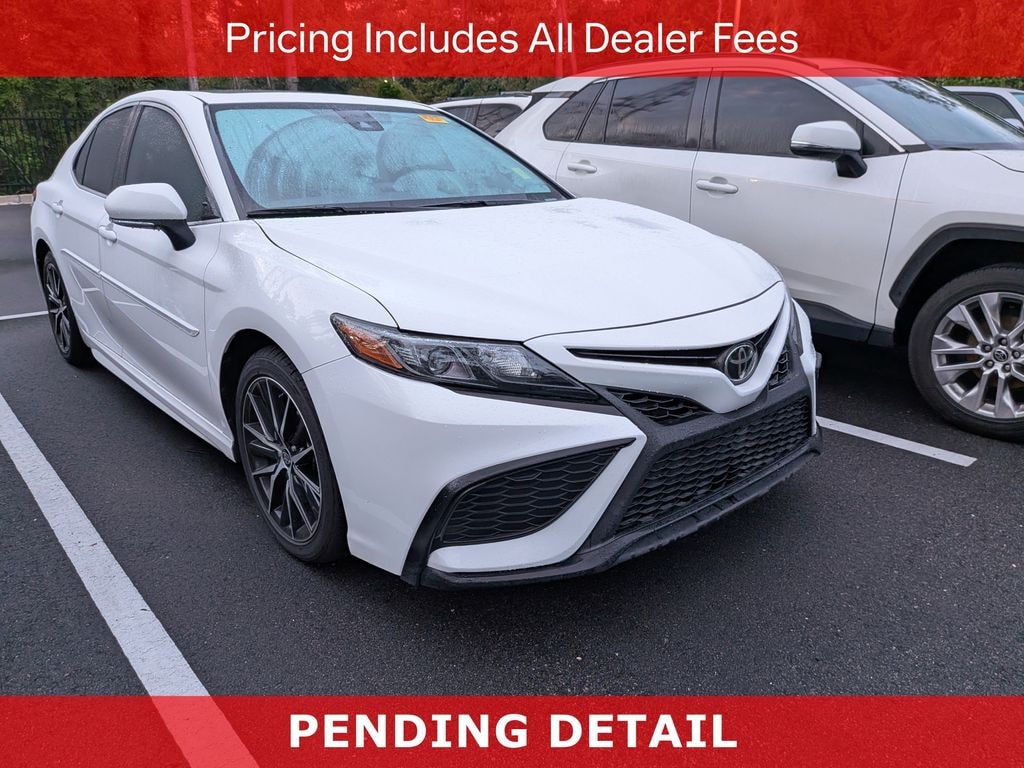 Used 2024 Toyota Camry SE Sedan
