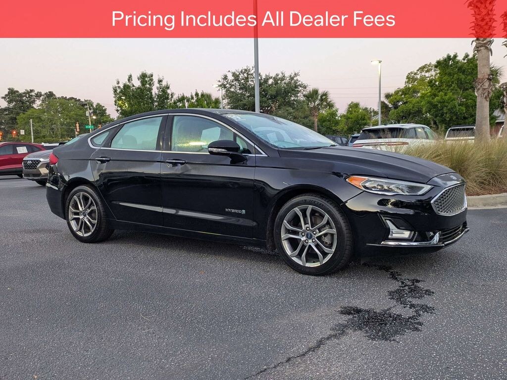 Used 2019 Ford Fusion Hybrid Titanium Sedan