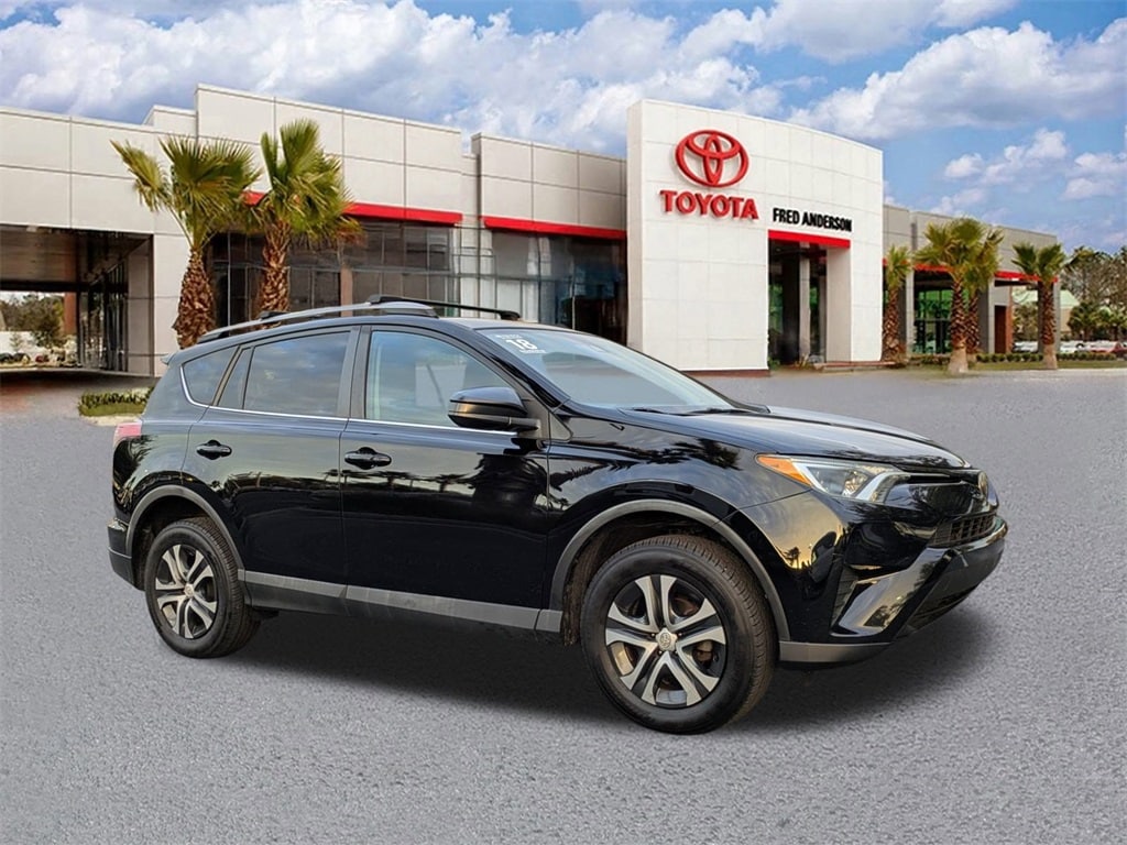 Used 2018 Toyota RAV4 LE SUV
