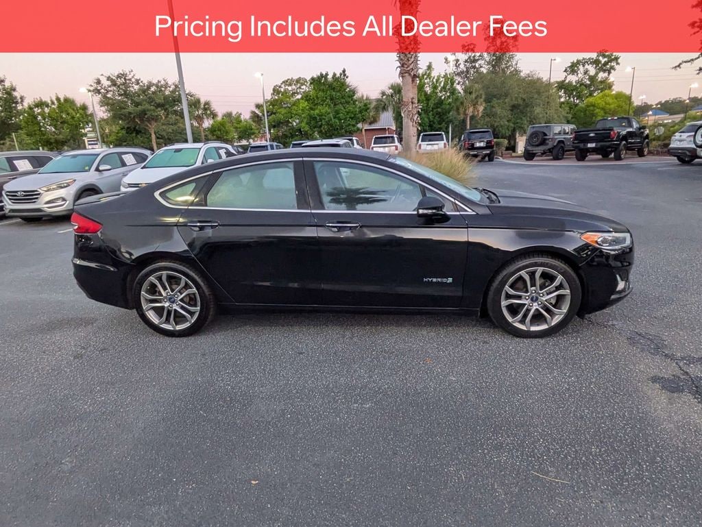 Used 2019 Ford Fusion Hybrid Titanium Sedan