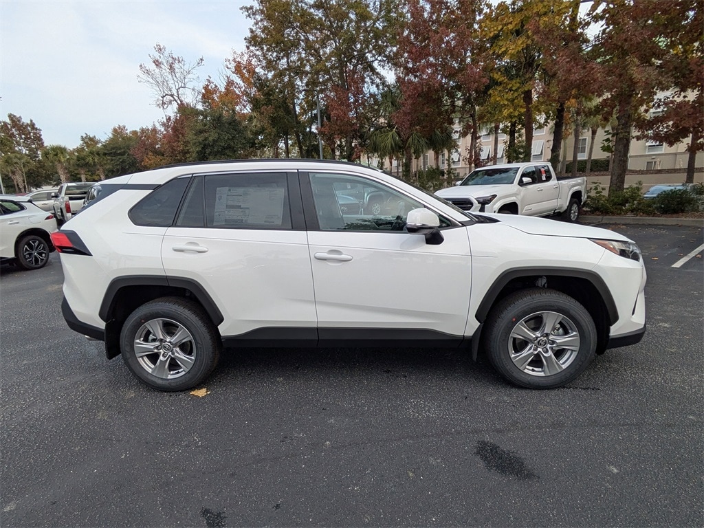 New 2025 Toyota RAV4 XLE SUV