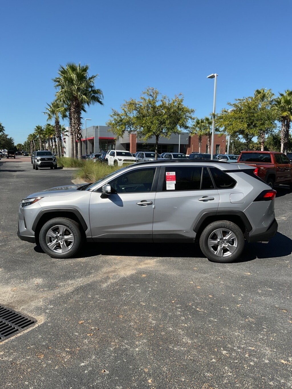 New 2025 Toyota RAV4 Hybrid LE SUV