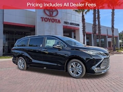 2026 Toyota Sienna Limited Van Passenger Van TS333258