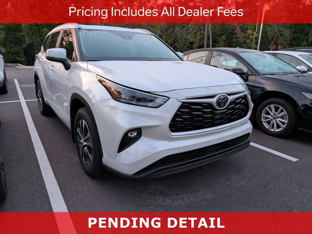 Used 2024 Toyota Highlander XLE SUV