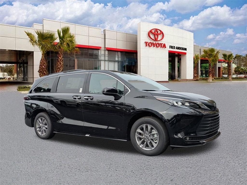 2026 Toyota Sienna Van Passenger Van 