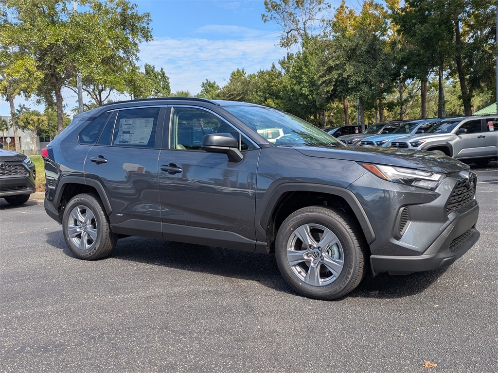 New 2025 Toyota RAV4 Hybrid LE SUV