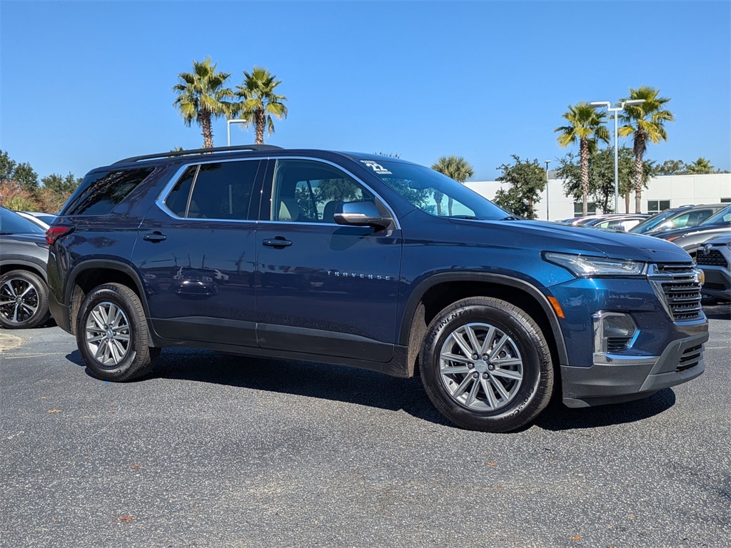 Used 2022 Chevrolet Traverse LT Leather SUV