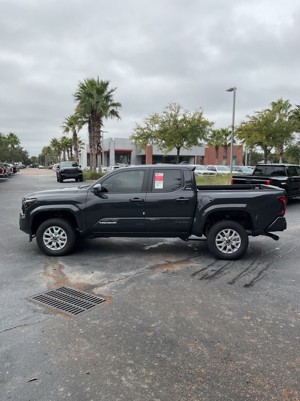 New 2025 Toyota Tacoma SR5 Truck Double Cab