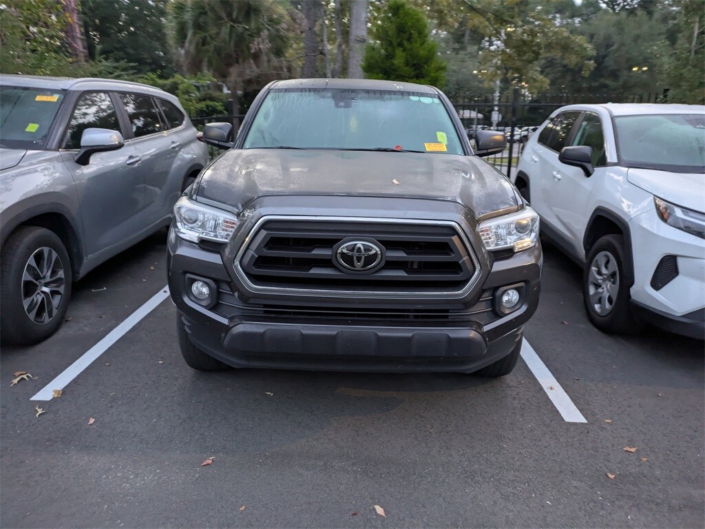 2023 Toyota Tacoma SR5 V6 photo 2