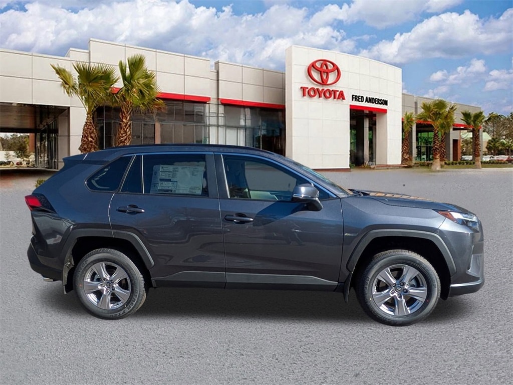 New 2025 Toyota RAV4 XLE SUV