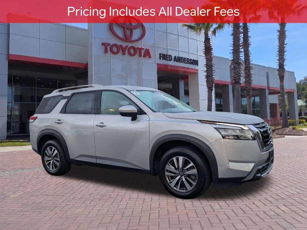 2023 Nissan Pathfinder SUV 