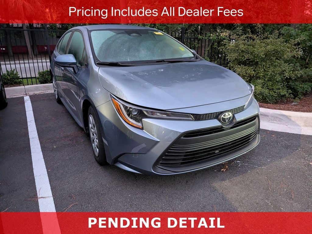 Used 2025 Toyota Corolla LE Sedan