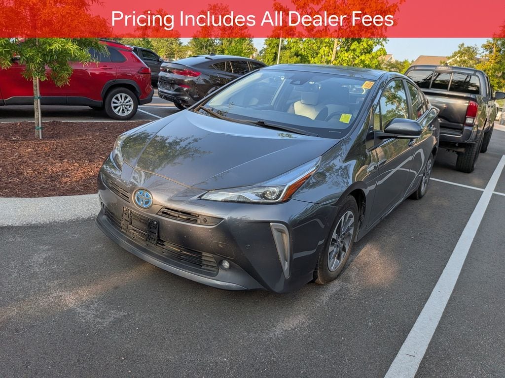 Used 2022 Toyota Prius XLE Hatchback