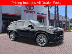 2026 Toyota Highlander Limited SUV