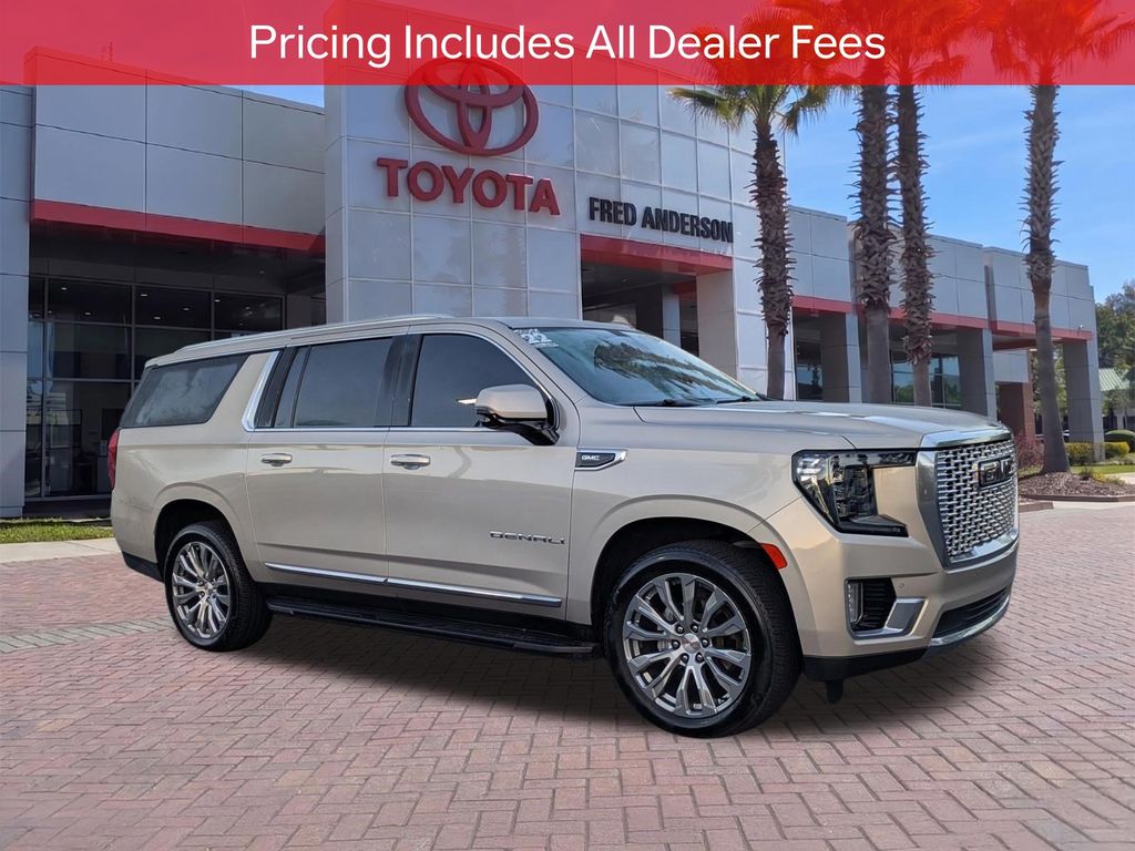 2022 GMC Yukon Denali AWD's photo