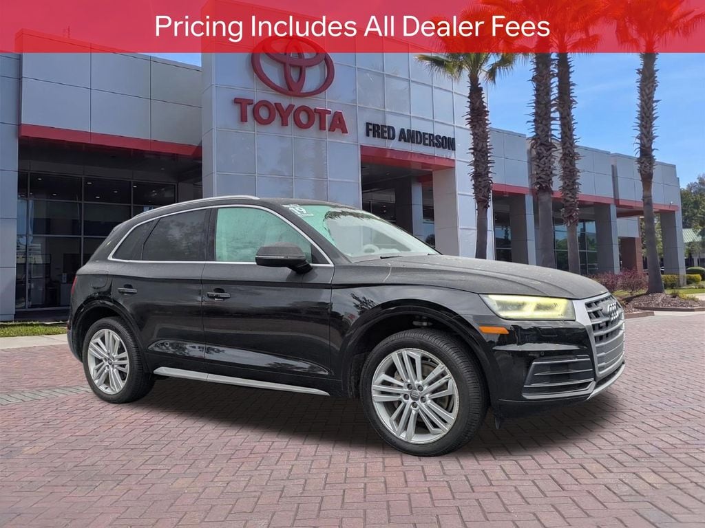 2019 Audi Q5 2.0T quattro S tronic Premium Plus's photo