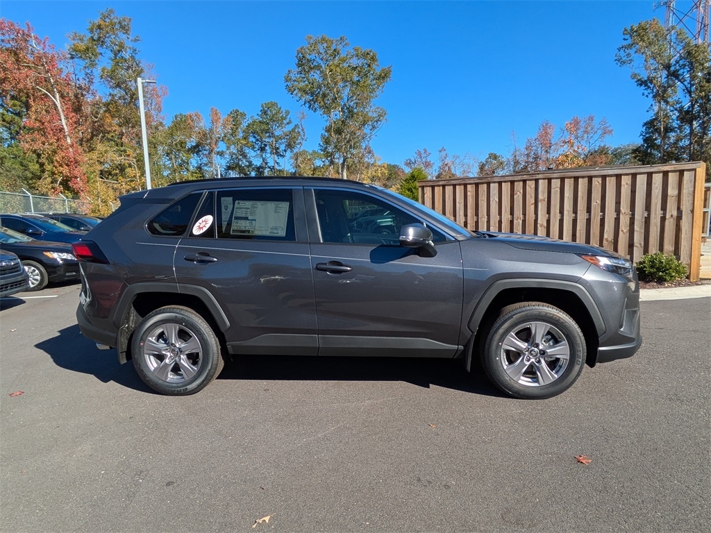 New 2025 Toyota RAV4 XLE SUV