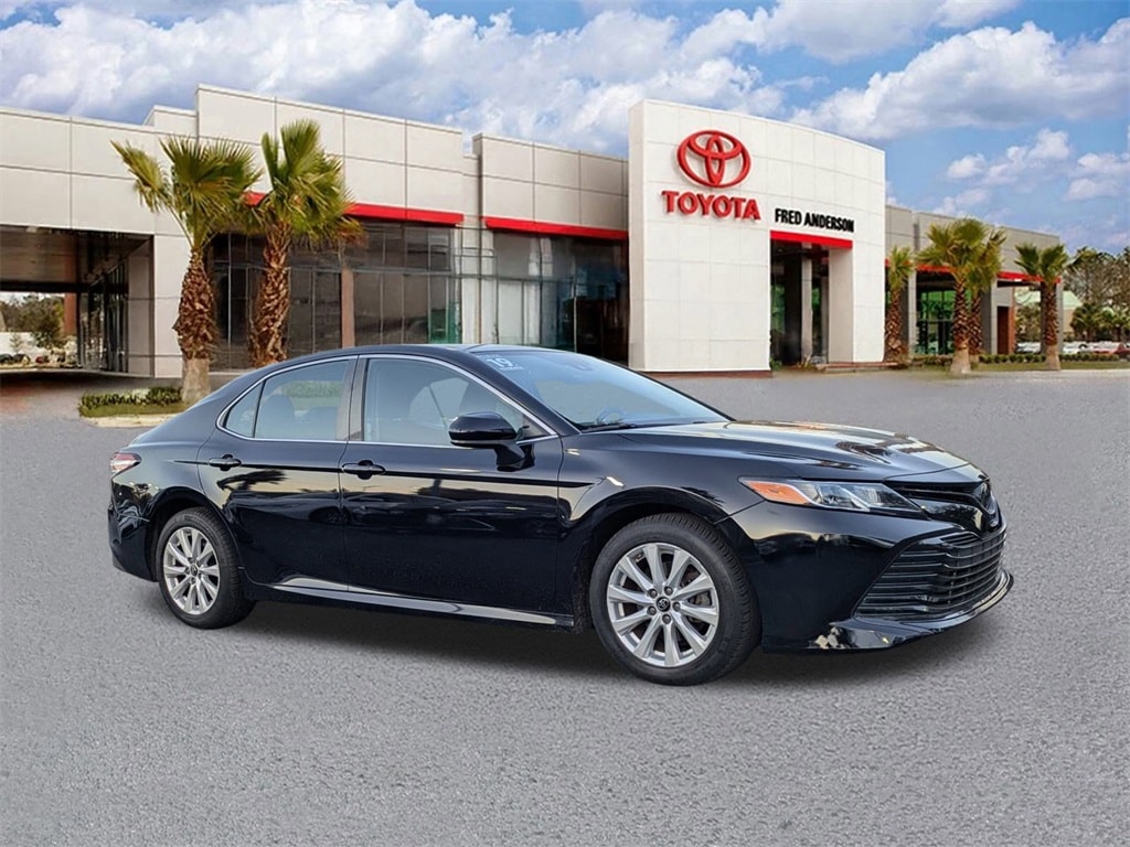 2019 Toyota Camry Sedan 
