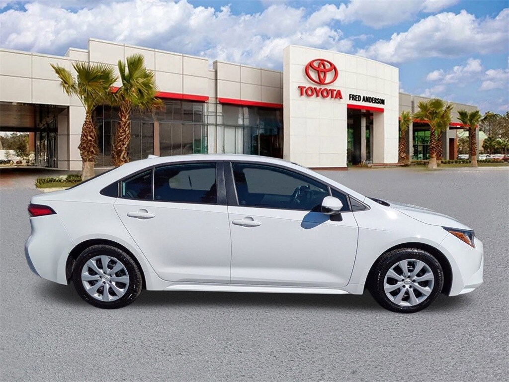 Certified 2022 Toyota Corolla LE Sedan