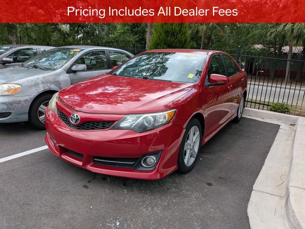 Used 2012 Toyota Camry SE Sedan