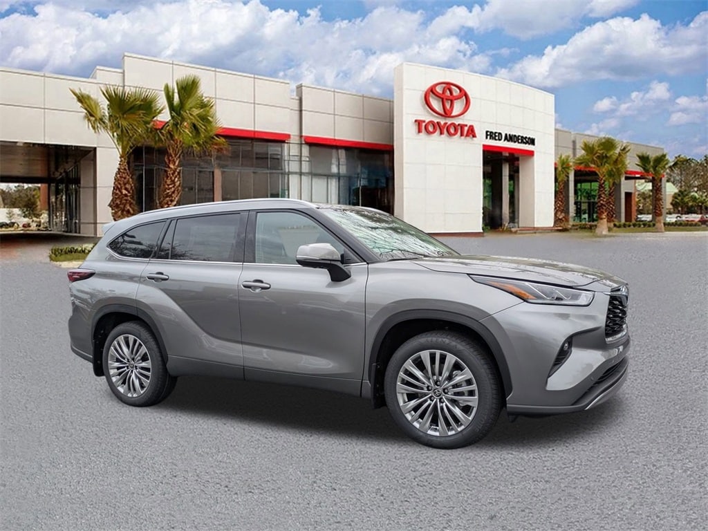 New 2026 Toyota Highlander Platinum SUV