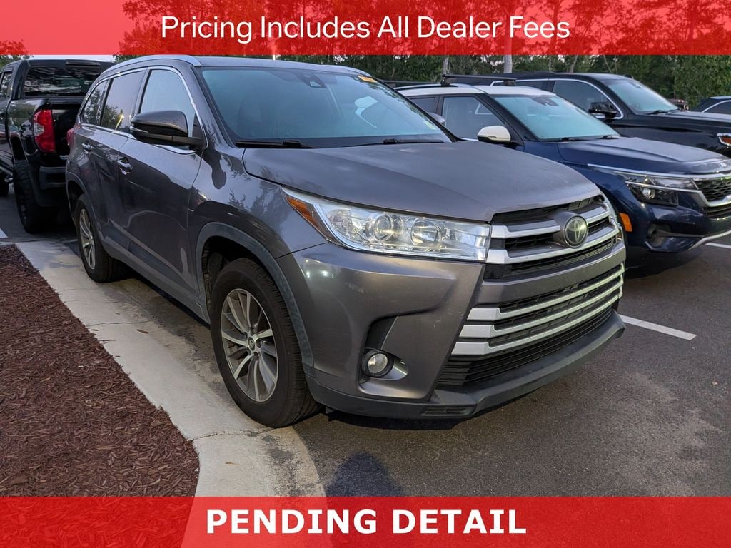 Used 2019 Toyota Highlander XLE SUV