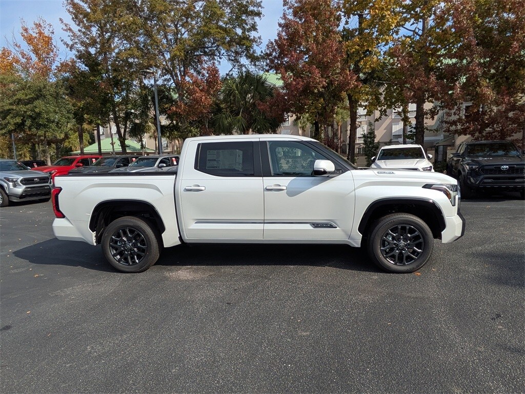 2026 Toyota Tundra Platinum photo 2
