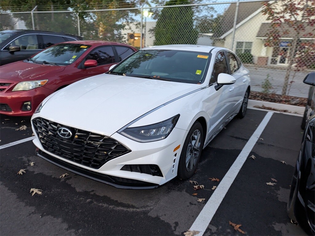 2023 Hyundai Sonata SEL photo 3