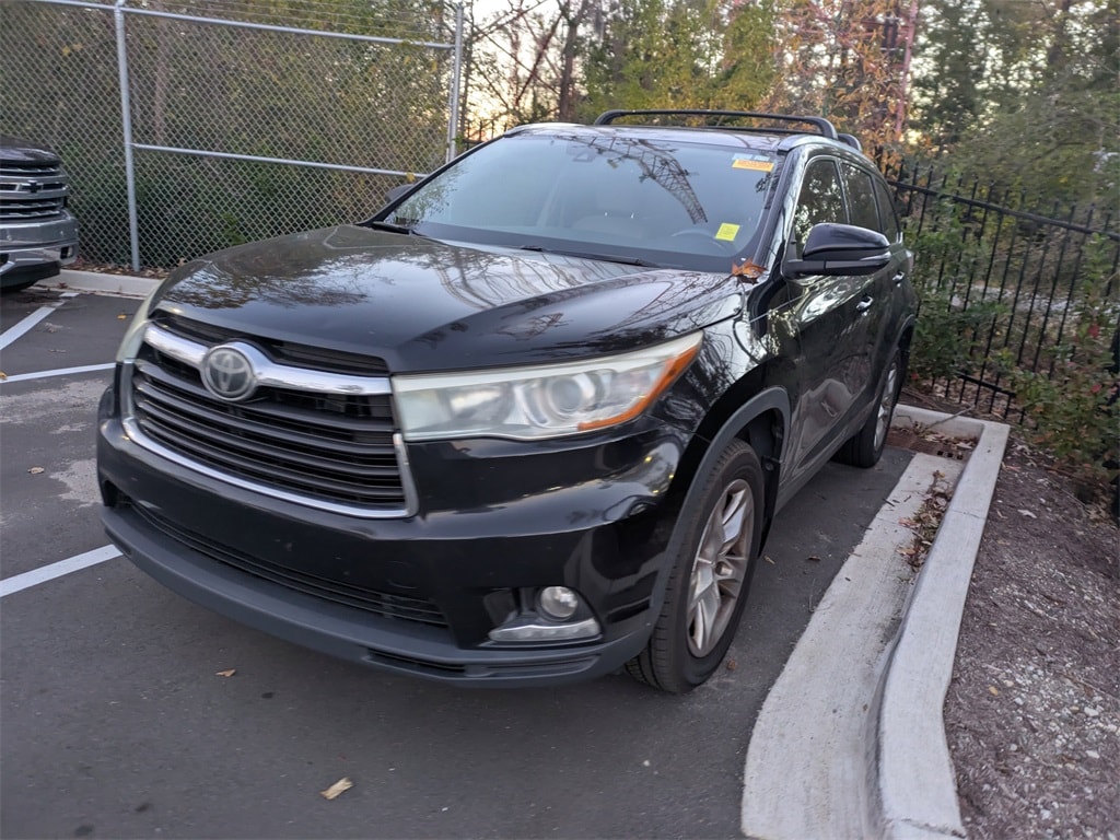 Used 2015 Toyota Highlander Limited Platinum V6 SUV