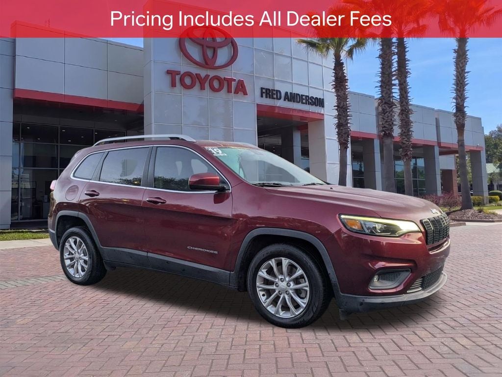 2019 Jeep Cherokee Latitude's photo