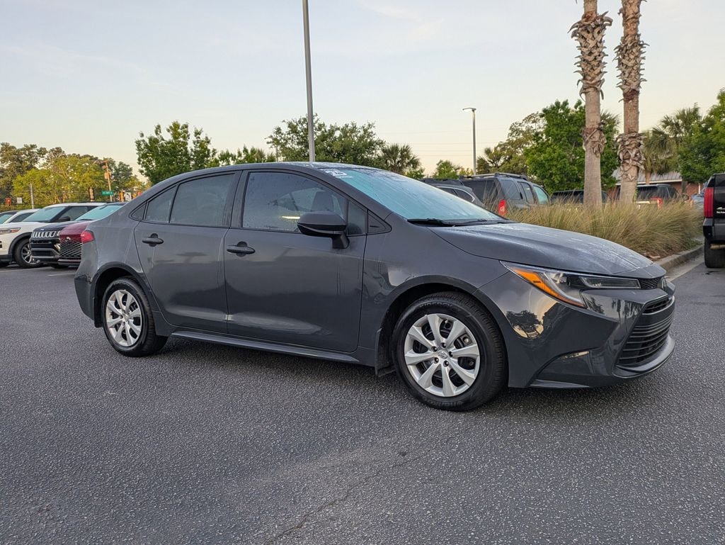 Certified 2025 Toyota Corolla LE Sedan