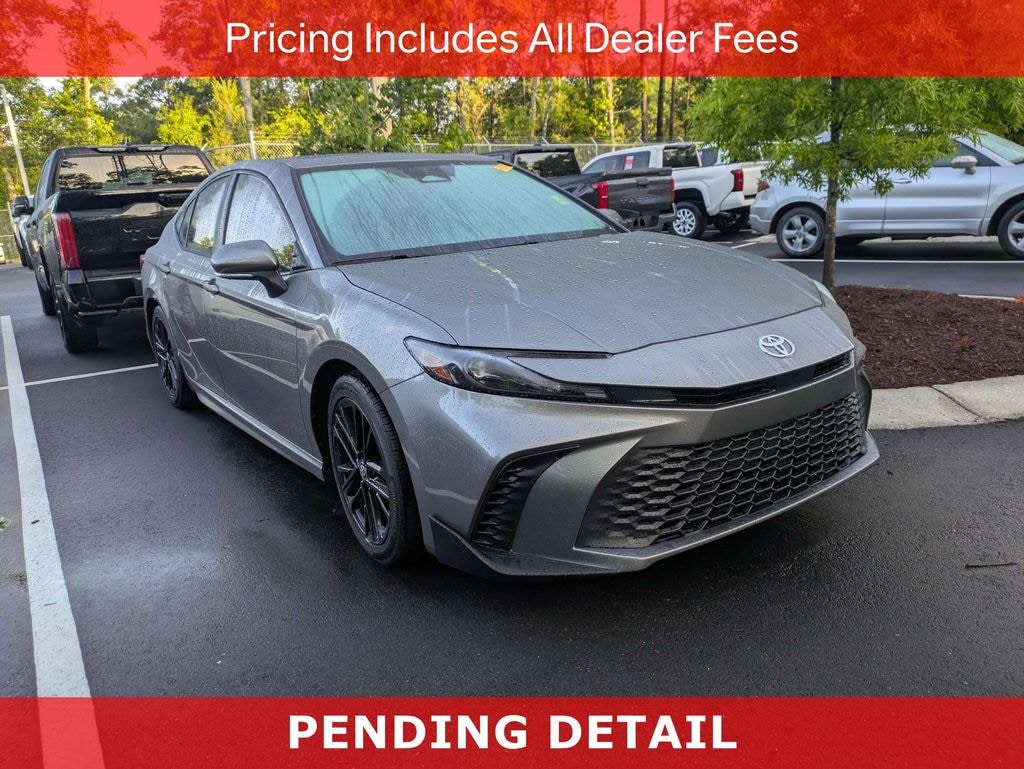 Used 2025 Toyota Camry SE Sedan