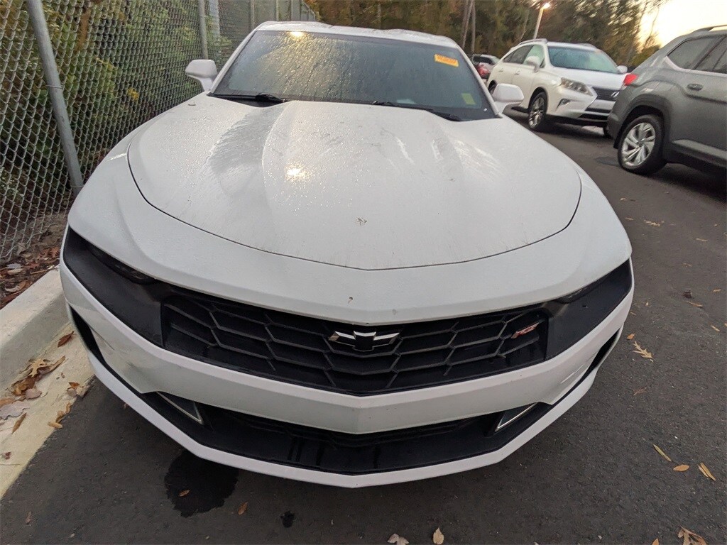 2023 Chevrolet Camaro 2LT photo 2