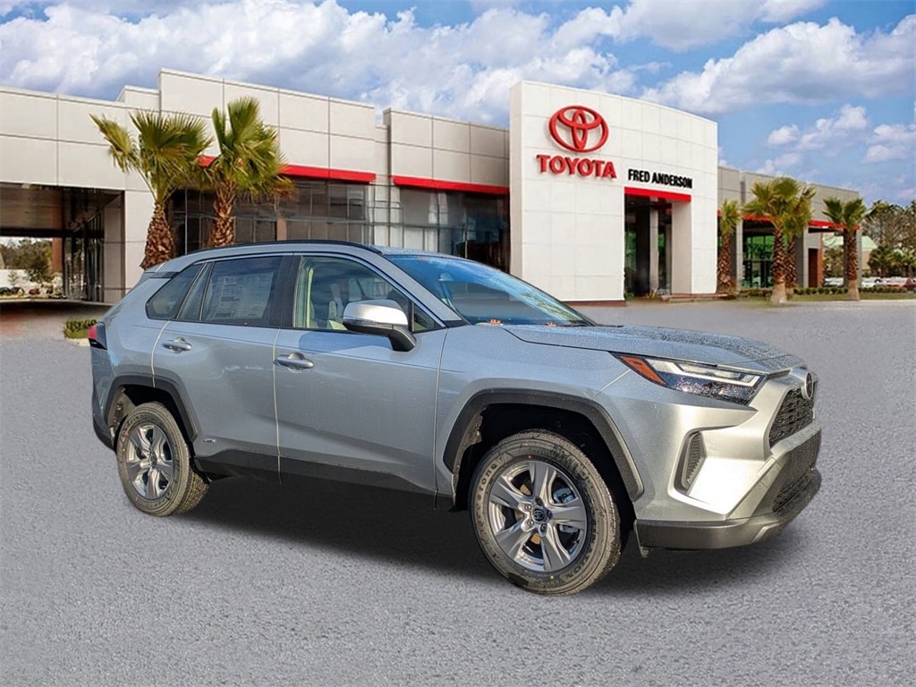 New 2025 Toyota RAV4 Hybrid XLE SUV