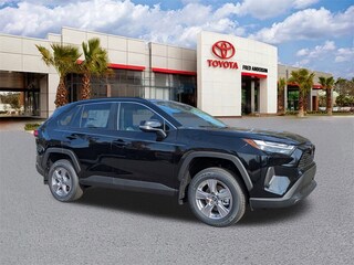 2025 Toyota RAV4 XLE SUV