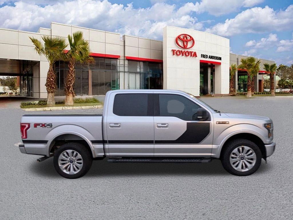 Used 2017 Ford F-150 XLT Truck