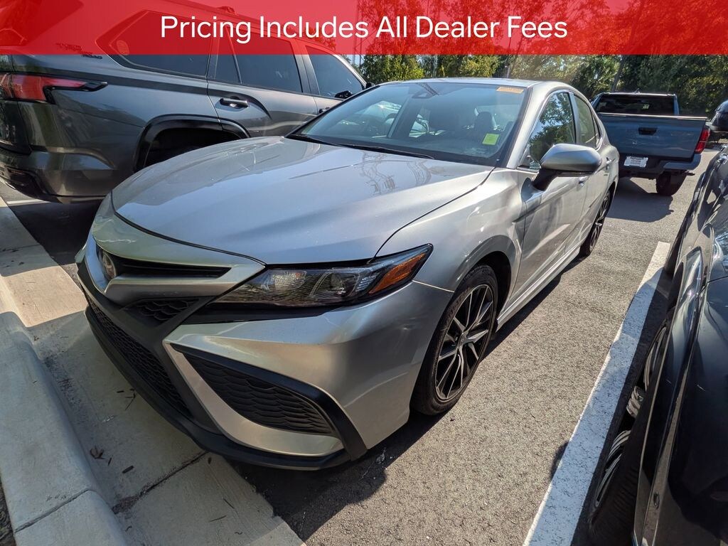 Used 2024 Toyota Camry SE Sedan