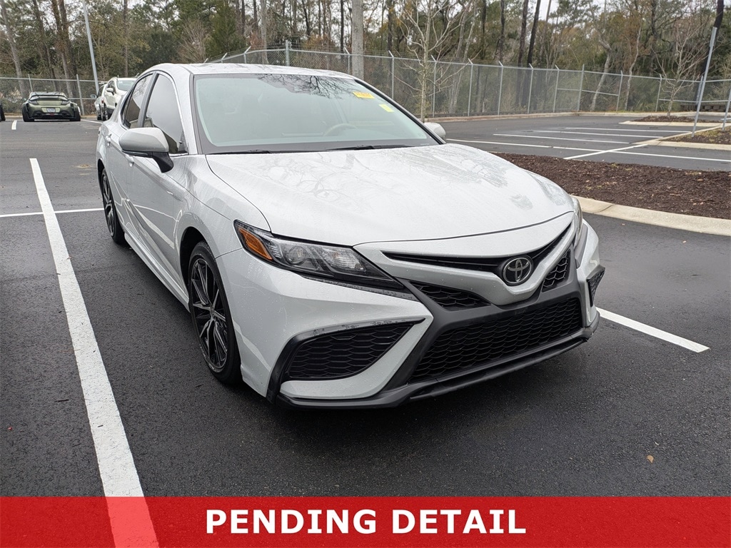 Used 2023 Toyota Camry SE Sedan